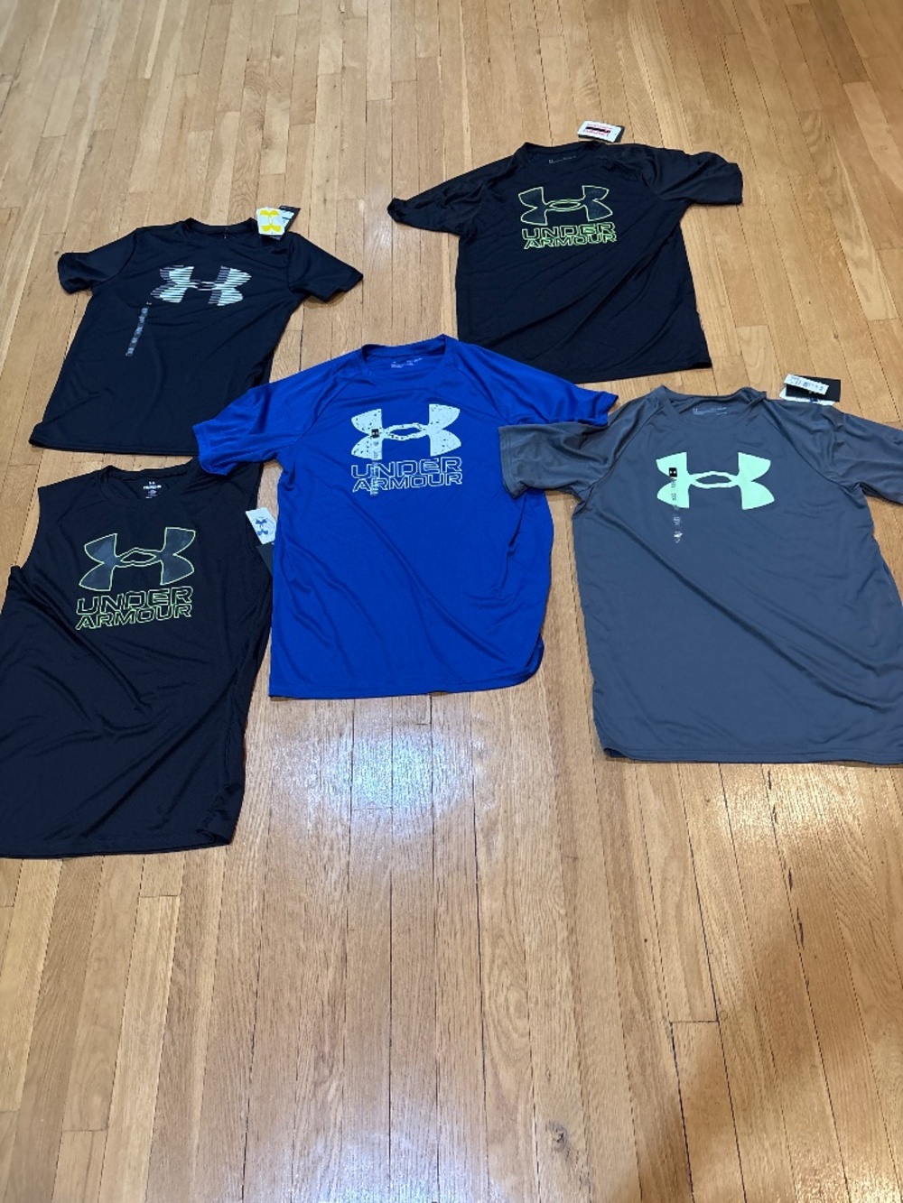 5 NWT Boys Size Extra Large Under Armour Tech Shirts